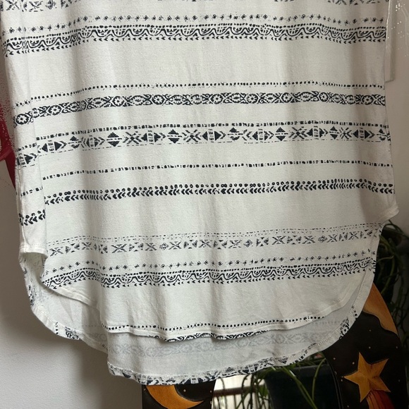 Dex White Short Sleeve Tee with Soft Fabric and Relaxed Fit L - Picture 7 of 16